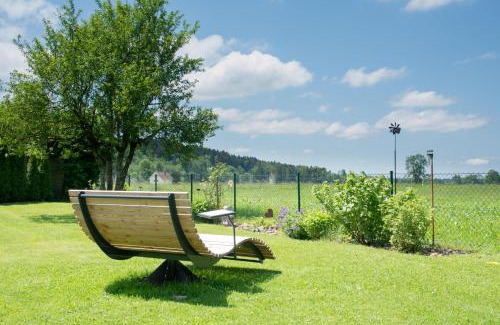 Winterstetten Apartment | Ferienwohnung Kleiner Spatz