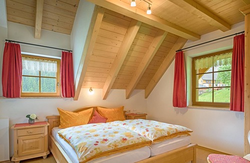 Schwarzenbach Apartment | Ferienwohnung Nr.3, Typ C, 85qm, 3 Schlafzimmer, max. 6 Personen