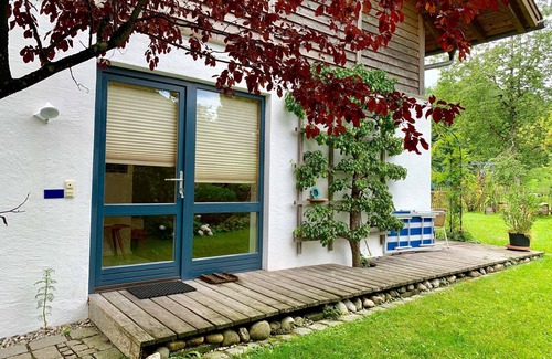 Frasdorf Apartment | Ferienwohnung für 2 Personen, 40 qm, Erdgeschoss, Wohn/Schlafraum mit Kochnische, Bad DU/WC