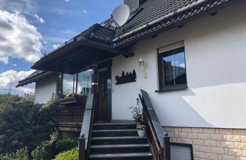 Saalfelder Hoehe Apartment | Ferienwohnung Fischer Reif