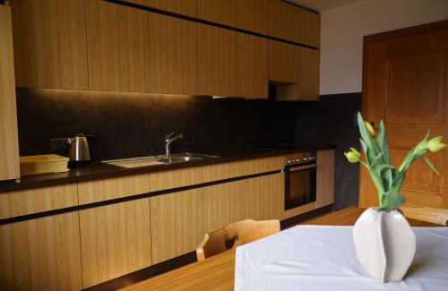 Thaur Apartment | Ferienwohnung Frech