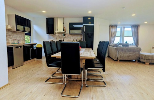 Bad Schlema Apartment | Ferienwohnung Harnisch