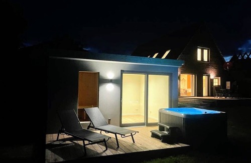 Neßmersiel Apartment | Ferienwohnung Hafenblick