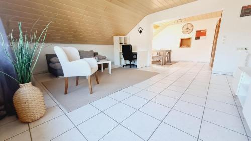 Langensteinbach Apartment | Ferienwohnung in Karlsbad