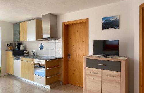 Tschlin Apartment | Ferienwohnung in Tschlin mit Panoramablick