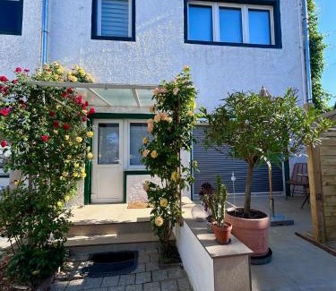 Naumburg Apartment | Ferienwohnung Johanna