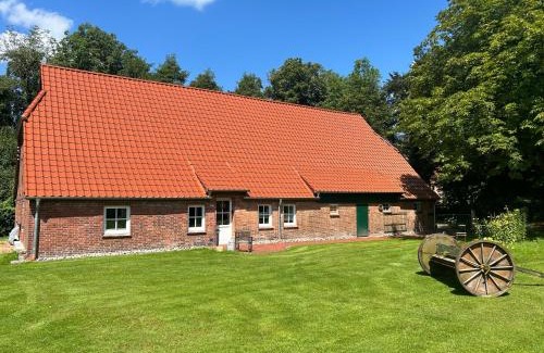 Schwanewede Apartment | Ferienwohnung mit Garten in Meyenburg - KEINE MONTEURE