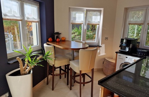 Absberg Apartment | Ferienwohnung mit Weitläufiger Terrasse