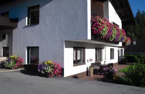 Jerzens Apartment | Ferienwohnung Reinstadler