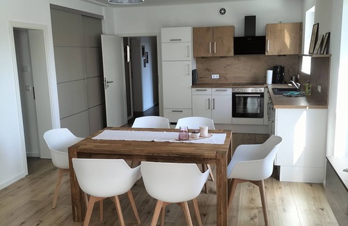 Ebensfeld Apartment | Ferienwohnung Rote Leite, Schöne Fewo mit Moderner Einrichtung in Ruhiger Lage