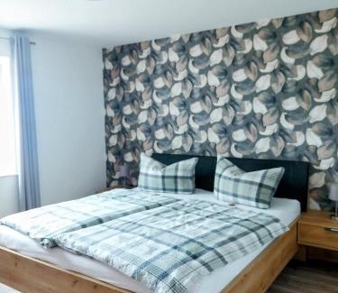 Heinrichsdorf Apartment | Ferienwohnung Sauerland Fernblick