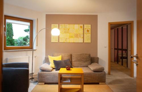 Hinterrod Apartment | Ferienwohnung Schlossblick