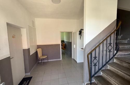 Grossschirma Apartment | Ferienwohnung Schwalbennest2