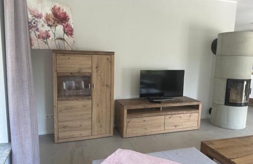 Oberhavel Apartment | Ferienwohnung Waldesruh mit Kaminofen und Balkon