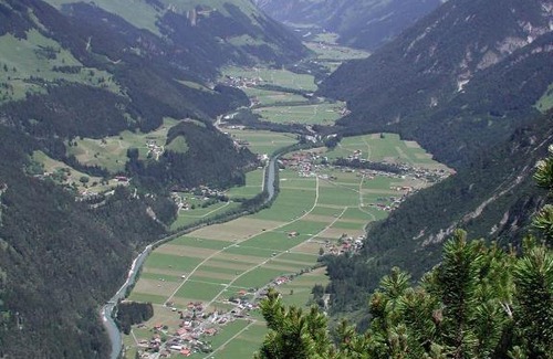 Elbigenalp Apartment | Ferienwohnungen Kerber
