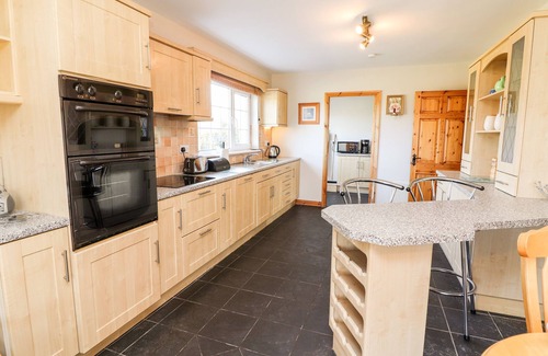 Kilgobnet Cottage | FERN VIEW HOUSE, family friendly in Beaufort, County Kerry