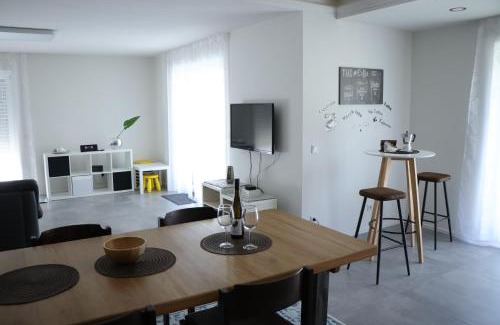 Lug Apartment | Fewo Haus Edith