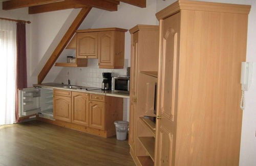 Lauf Apartment | Fewo Nr. 3, 1 Schlafraum, 1 Wohn-/Schlafraum, max. 4 Personen