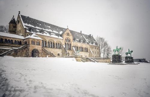 Vienenburg Apartment | FeWo Seenest #Netflix #Seenähe #Einkaufen von Harztraveler