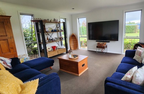 Cambridge House | Field Days Accommdation