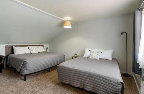 Mayfield Apartment | Fife Lake Lodge 3 Multi-Level Units in One!