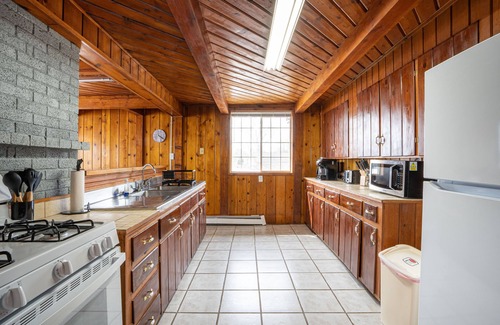 Mayfield Cabin | Fife Lake Retreat