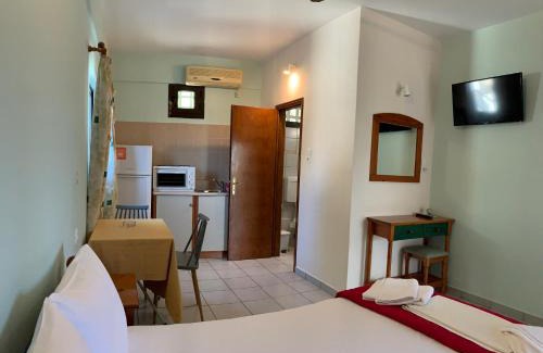 Skliri Apartment | Filoxenia Studios