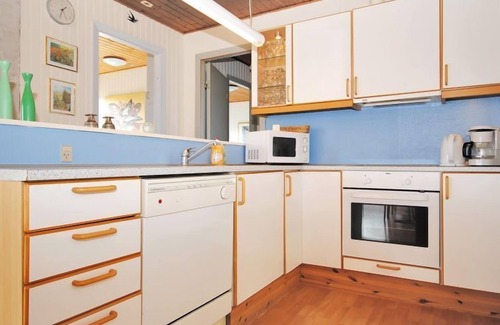 Floutrup House | "Fin" - 300m to the inlet by Interhome