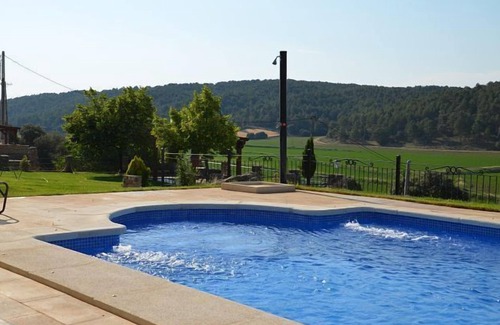 Valdetortola Cottage | Finca Buenavista Rural Cottage for 6 people