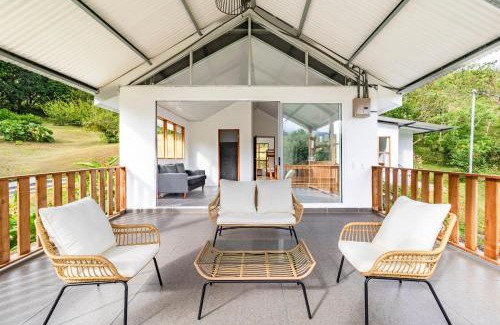 San Isidro de El General House | Finca Mango - 40 acre paradise