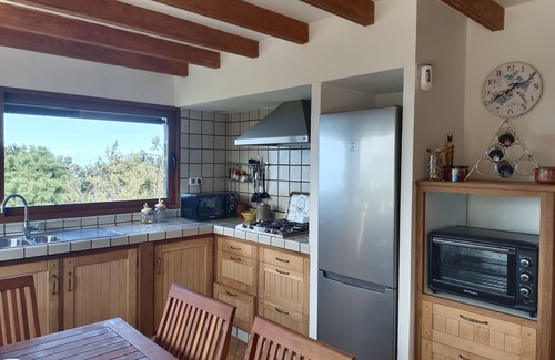 Las Cuevas Ski Chalet | Finca Vista al Teide with private swimmingpool and jacuzzi, Wifi and Sat TV