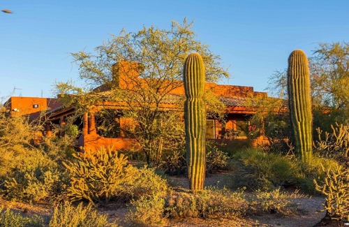 Pinnacle Peak House | Find Peace In our Southwest Desert Casita