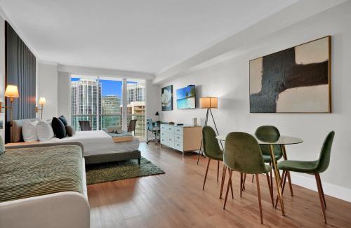 Coconut Grove Apartment | Find Tranquility in the Grove