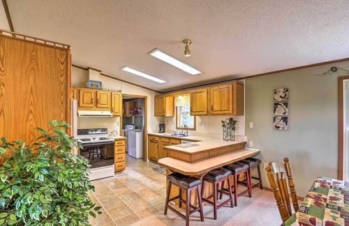 Himrod House | Finger Lakes Retreat w/Sunroom, Fire Pit & BBQ!