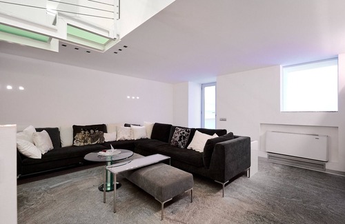 Porta Volta Apartment | Fioravanti Suite