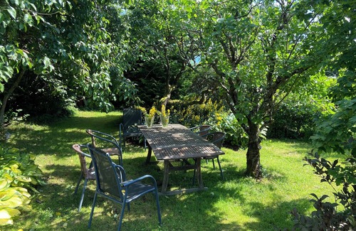 Strand House | Fjord and Garden Home near Preikestolen