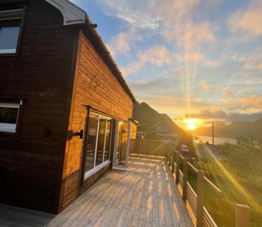 Botnhamn House | Fjordgård Mountain Aurora View