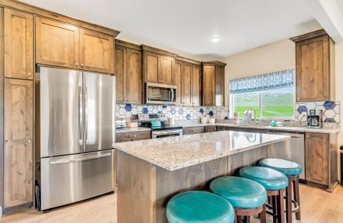 Sweetwater House | Flamingo Hideaway