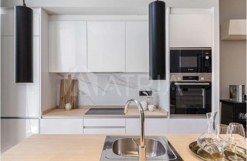 Hispanoamerica Apartment | Flat 5 10m walk to Bernabeu Real Madrid stadium