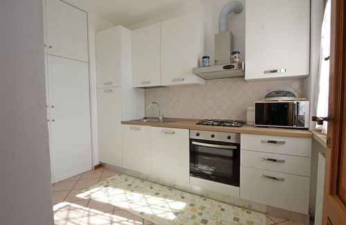 Marina di Massa Apartment | Flat at 350m from the Sea with A/C