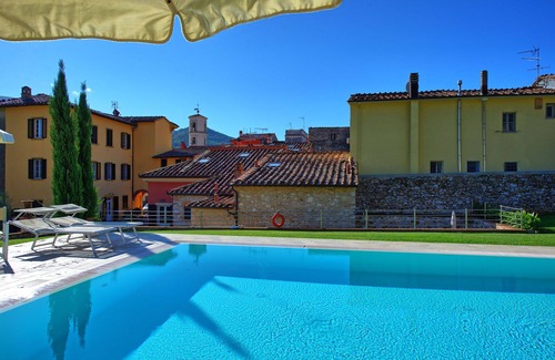 Santa Maria del Giudice Apartment | Flavia 2 - Vacation Rental with swimming pool in Lucca