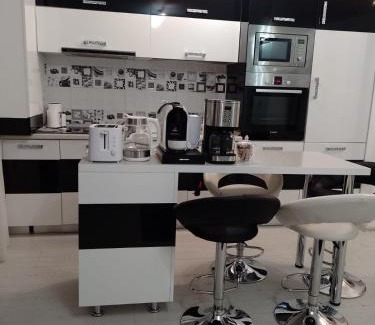 Selimbar Apartment | FLH - Apt Sofia