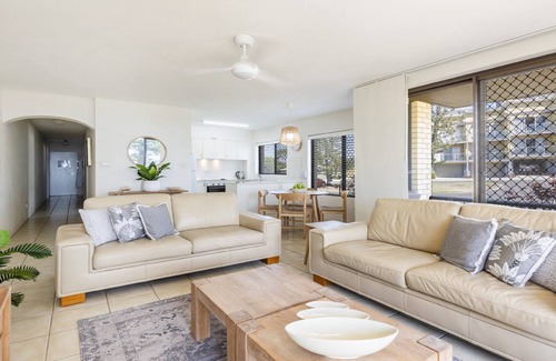 Yamba Apartment | Flinders Lodge Unit 1