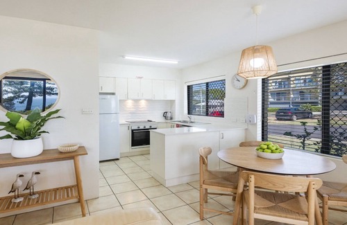Yamba Apartment | Flinders Lodge Unit 1