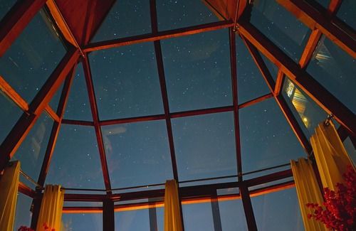 Puno Boat Rental | FLOATING HOTEL IN LAKE TITICACA UROS