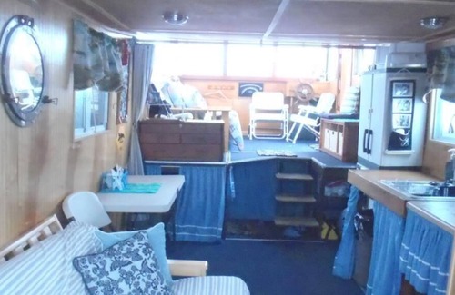 Newburyport Boat Rental | Floating Loft III - 47' 3bed 1.5bath in Newburyport MA by Floating Lofts, Inc.