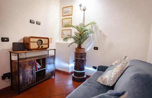 Santissima Annunziata Apartment | Florence Garden Suite