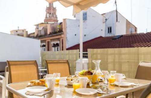 La Seu Apartment | FLORIT FLATS - CENTER 2BR 2BA ATTIC TERRACE VIEW WIFi AC