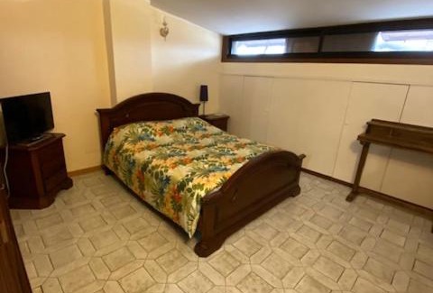 Gares House | Fly to Venice Home