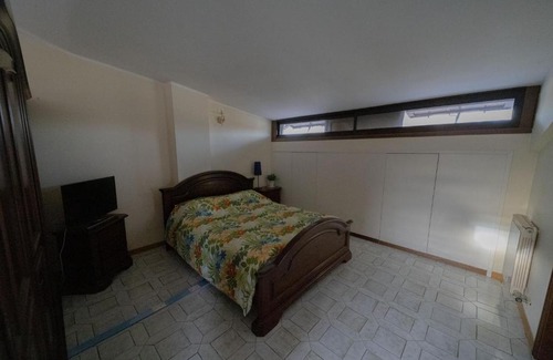 Gares House | Fly to Venice Home